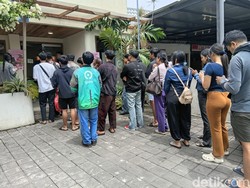 Gerai Cokelat Falala di Denpasar Diserbu Pembeli Saat Valentine
