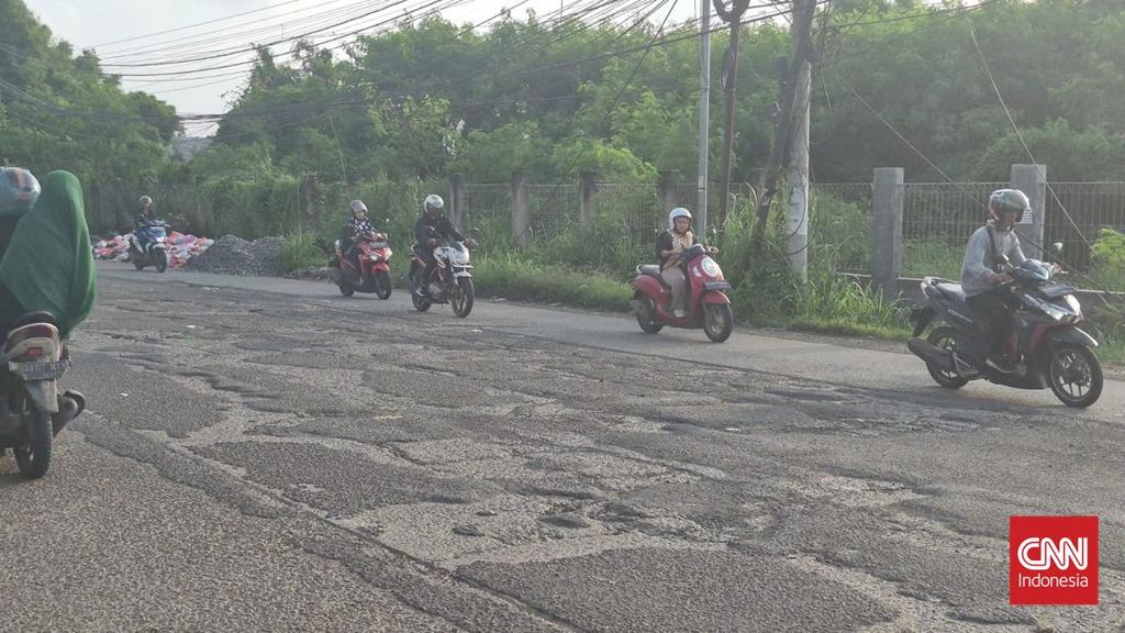 Kecelakaan Jalan Rusak Pasar Kemis Tangerang Sudah Makan 4 Korban Jiwa
