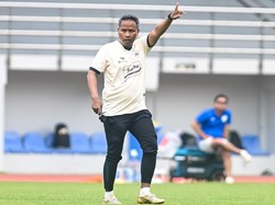 Andri Ramawi Jadi Pelatih Baru PSIS Semarang Gantikan Jafri Sastra