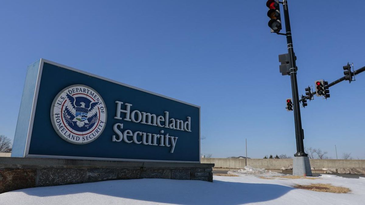 Departemen Keamanan Dalam Negeri AS Shutdown Buntut Chaos Operasi ICE