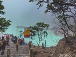 Cuaca Ekstrem Bikin Wisatawan Pikir Dua Kali Sebelum Pelesiran