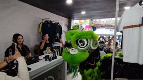 BRI Gandeng Seniman Barongsai Promosikan QRIS di Pasar Dandangan Kudus