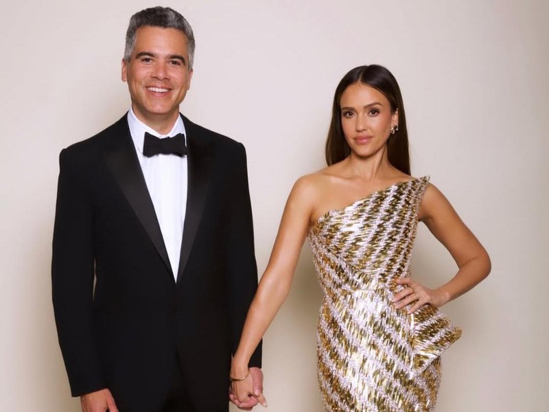 Jessica Alba Resmi Cerai, Bayar Cash Warren Rp50,4 M untuk Pembagian Aset