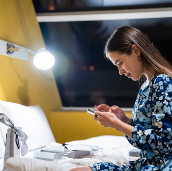 3 Alasan Mengapa Mantan Memutuskan Menghubungi Kamu Lagi