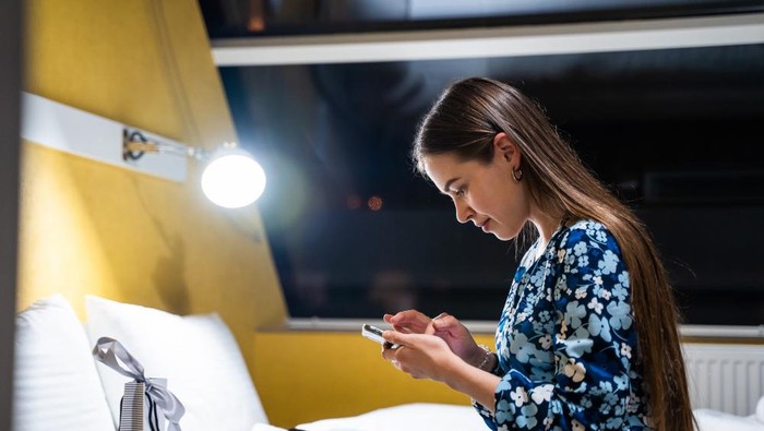 3 Alasan Mengapa Mantan Memutuskan Menghubungi Kamu Lagi