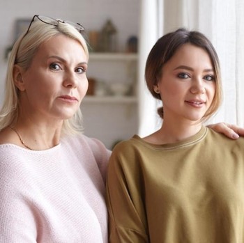 5 Tanda Kecil Kalau Kamu Sebenarnya Dibesarkan Orang Tua yang Super Tegas