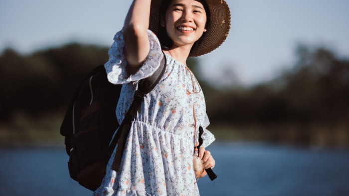 Sagittarius dikenal sebagai zodiak petualang yang selalu mencari pengalaman baru. Mereka percaya hidup harus penuh eksplorasi dan pembelajaran./ Foto: freepik.com/jcomp