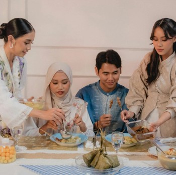 10 Tradisi Unik Bulan Ramadan di Indonesia, Ada Munggahan hingga Dandangan