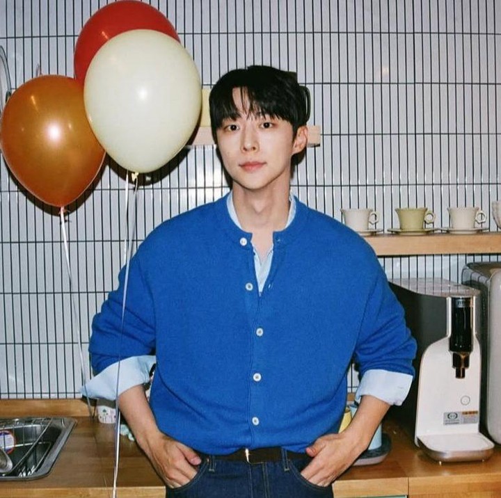 <p>Drama <em>Our Universe</em> tampaknya tengah ramai diperbincangkan di kalangan pencinta drama Korea. Sejak perdana tayang pada Februari 2026, para pemerannya ikut mencuri perhatian, termasuk Bae In Hyuk yang memerankan karakter Sun Tae Hyung. (Foto: Instagram @inhyuk_bb)</p>