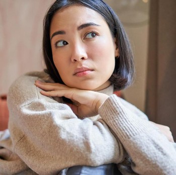 8 Kalimat yang Diam-Diam Bisa Bikin Harga Diri Turun