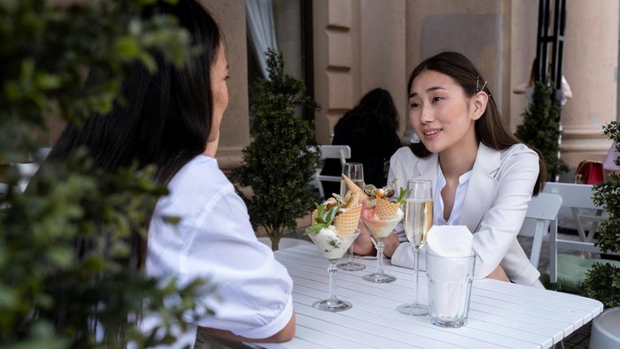 Menerapkan batasan sehat. Boundary penting untuk menjaga ketenangan dirinya.