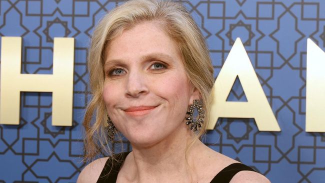 Dana Eden, produser asal Israel, ditemukan meninggal dunia di hotel saat menjalani proses syuting di Yunani.