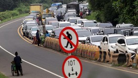 One Way Arah Jakarta Dihentikan, Jalur Puncak Bogor Kembali Dua Arah