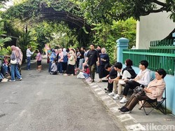 Pengunjung Rumah Jokowi Tak Dibatasi Usai Viral Tembok Ratapan Solo, tapi...
