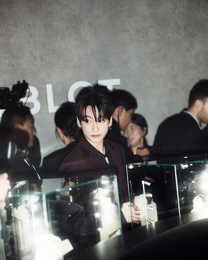 Benar saja, selang dua hari kemudian, produsen jam tangan mewah asal Swiss itu secara resmi mengumumkan sekaligus menyambut hangat sang maknae (anggota termuda), yakni Jungkook, sebagai Global Brand Ambassador terbaru./ Foto: x.com/Hublot