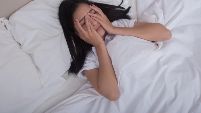Menurut Studi, Ini Kebiasaan Malam Hari yang Bikin Otak Cepat Tua