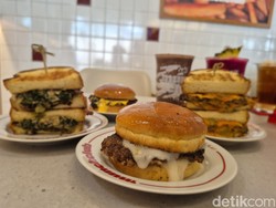 Video: Gurihnya Chicken Nashville hingga Smashed Burger di Jaksel