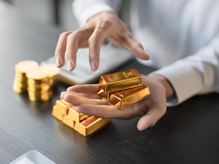 Terpopuler: Heboh Perusahaan Hadiahi Karyawan Emas