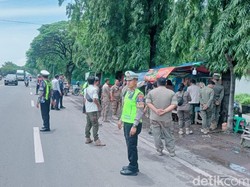 Bahayakan Lalu Lintas, PKL-Parkir Liar di Gempol Pasuruan Ditertibkan