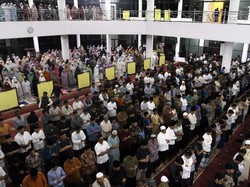 Sholat Tarawih Berapa Rakaat? Ini Penjelasan Menurut Ulama 4 Mazhab