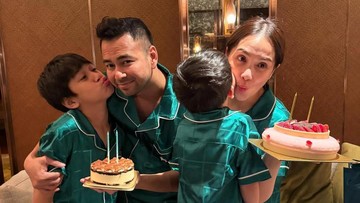 Gosip Terkini Selebriti Insertlive : 7 Momen Manis Rafathar dan Rayyanza Beri Kado Ultah Raffi-Gigi dari Hasil Patungan