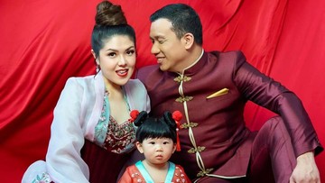 Setahun Jadi Ibu, Tina Toon Perkenalkan Putrinya: Aku Publish Anak Pertamaku, Megan