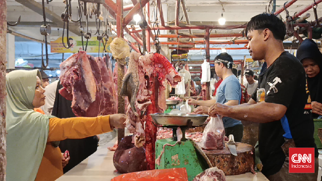 Harga daging sapi naik hingga menembus Rp150 ribu per kg di Tangerang, Banten, menjelang Ramadan.