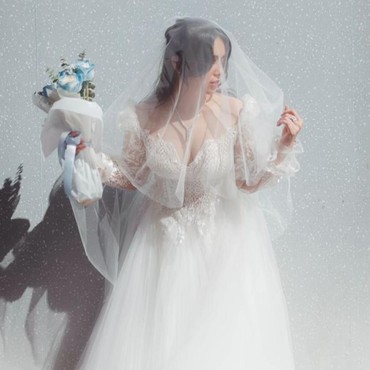 Dinikahi Gerald Situmorang, 7 Potret Detail Gaun Pengantin Ayushita Bergaya Dreamy