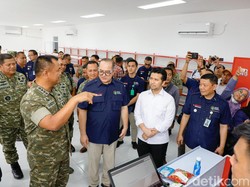 Emil Dardak Dampingi Wakil Panglima TNI Tinjau KMP di Kutisari Surabaya