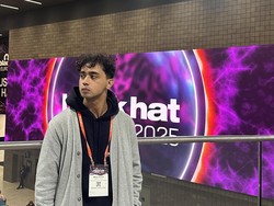 Bangga! Hacker Asal Solo Fedra Abdullah Diundang Konferensi Elit Global