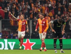 Galatasaray Vs Juventus: Bianconeri Dibantai 2-5!