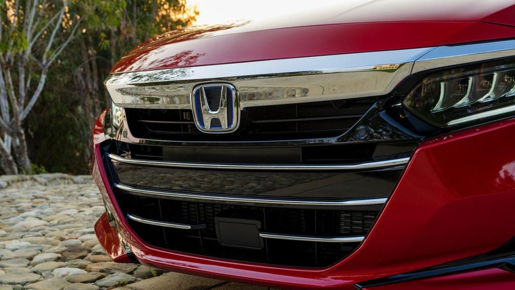 Dulu Knalpot, Sekarang Emblem Mobil Jadi Favorit Digasak Pencuri