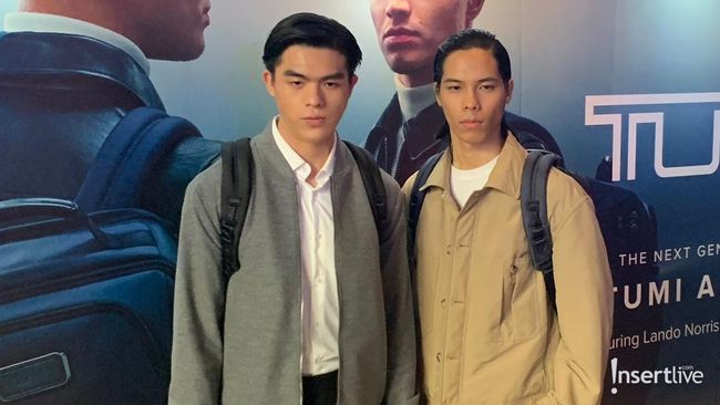 Tips Ganteng ke Kantor, Teknik Layering dan Mix dan Match Warna yang Pas