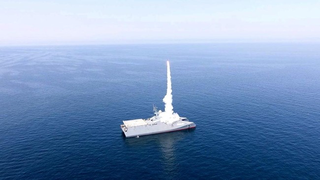 Iran disebut diam-diam pakai satelit mata-mata China gempur pangkalan militer AS di negara-negara Teluk.