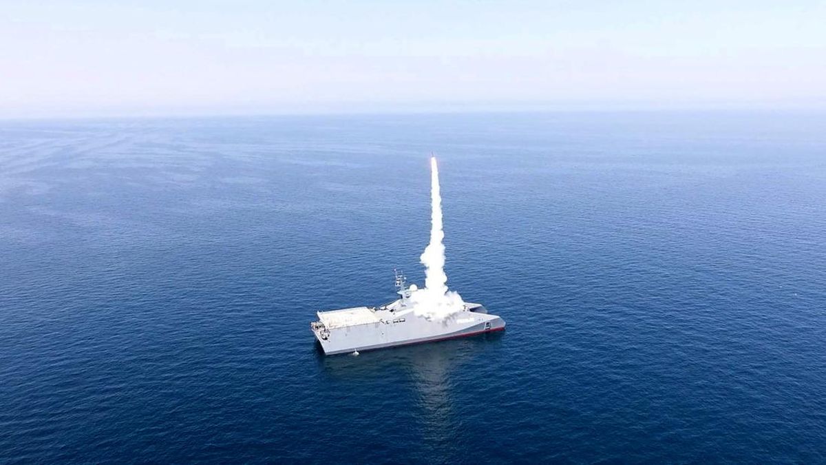 Iran Disebut Pakai Satelit Mata-mata China Bombardir Pangkalan AS