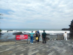 Imlek 2026, Jumlah Wisatawan di Tanah Lot Hanya 3.142 Orang