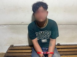 Brimob Polda Metro Tangkap Pelaku Penusukan dalam Tawuran di Duren Sawit