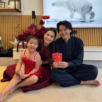 Potret Figur Publik Indonesia Rayakan Chinese New Year, Kompak Bareng Keluarga!