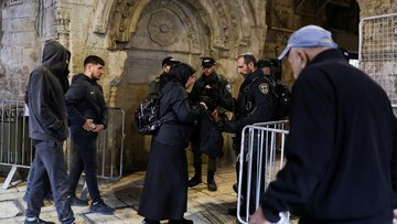 Dipimpin Rabi Ekstremis, Ratusan Pemukim Yahudi Serbu Masjid Al Aqsa