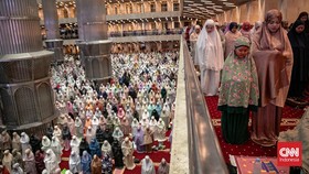 Bacaan Bilal Sholat Tarawih dan Witir 11 Rakaat Lengkap Jawaban Jemaah