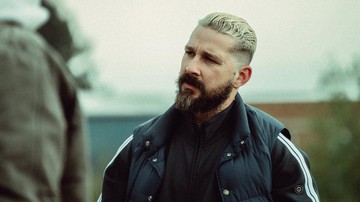 Kabar Terkini Artis dari InsertLive : Shia LaBeouf Disuruh Hakim Jalani Rehabilitasi Usai Perkelahian di New Orleans