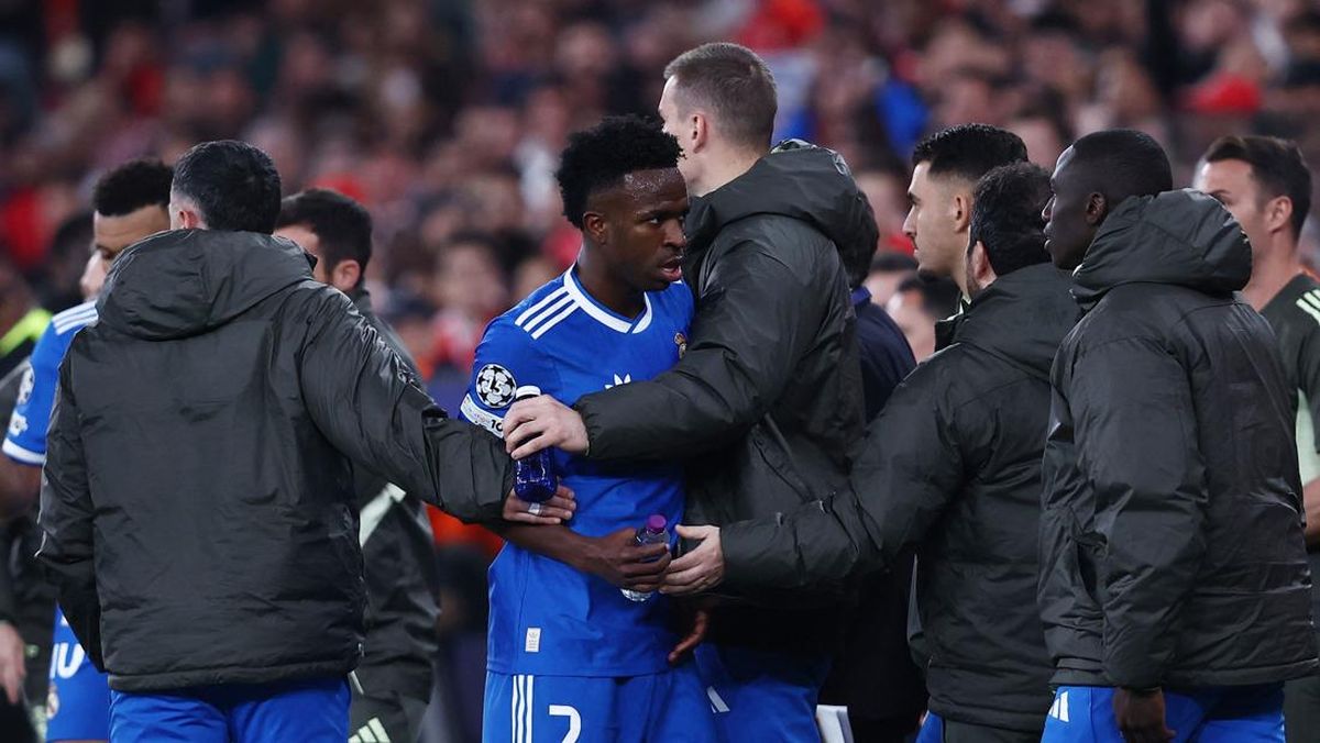 Kronologi Vinicius Mogok Main usai Disebut Monyet oleh Pemain Benfica