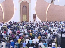 Tarawih Perdana di Masjid IKN Disiarkan Langsung, Begini Suasananya