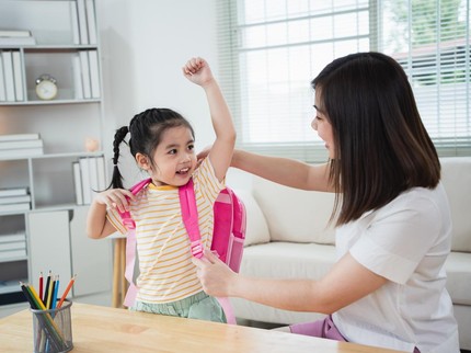 Ternyata Anak Bungsu Lebih Humoris Dibanding Sang Kakak, Ini Fakta Studi