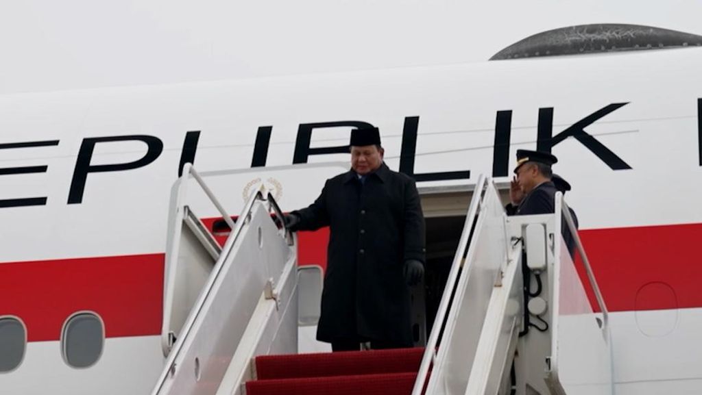 Momen Prabowo Disambut saat Tiba di AS Jelang KTT Board of Peace Trump