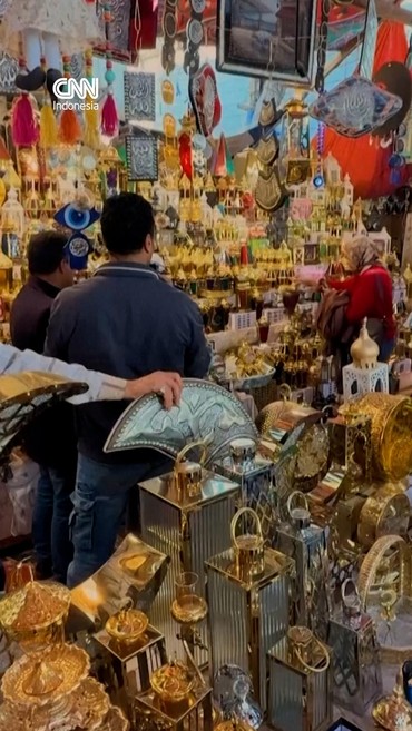 Semarak Lampu Khas Ramadhan Hiasi Kota-kota di Timur Tengah