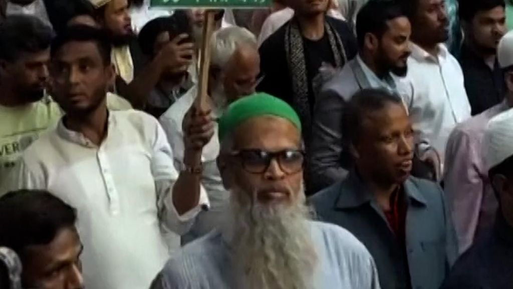 Protes Partai Jamaat-e-Islami saat Pelantikan PM Baru Bangladesh