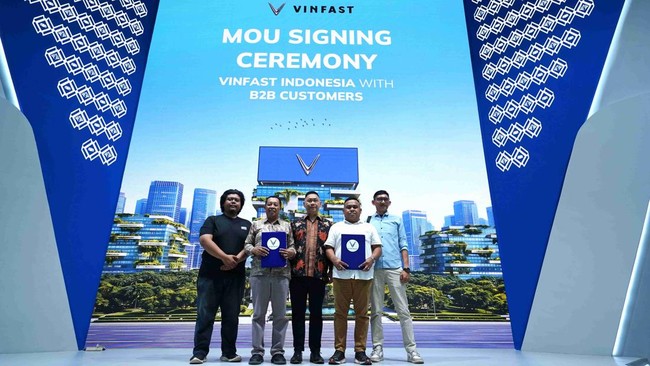 Pemilihan VinFast Limo Green oleh RVE dan Sentrik dinilai sebagai bukti kuat kesesuaian model ini dalam memenuhi kebutuhan operasional komersial di Indonesia.