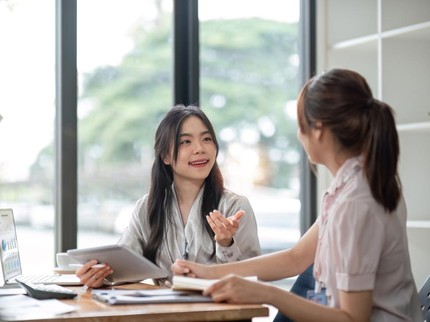 7 Ciri Orang Memiliki Energi Positif, Bikin Nyaman Orang Sekitar 