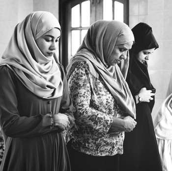 9 Amalan Baik saat Bulan Ramadan yang Dianjurkan Rasulullah saw. untuk Menambah Pahala